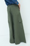 PANTALONE LARGO CON TASCONI ELASTICO VERDE MILITARE