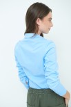 CAMICIA SLIM CON PINCES CELESTE