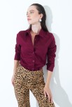 CAMICIA SLIM CON PINCES VINO