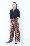 PANTALONE CON ELASTICO VITA A CONTRASTO STAMPA LEOPARDATO