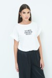 T-SHIRT CON SCRITTA BIANCO