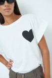 T-SHIRT CUORE E SCRITTA BIANCO