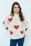 MAGLIA COLLO ALTO CON CUORI BEIGE/ROSSO