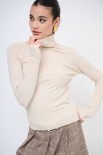 MAGLIA COLLO ALTO TAGLIO RAGLAN BEIGE