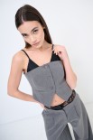 TOP CON INSERTI PIZZO GRIGIO