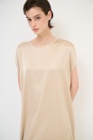 MAXI ABITO RASO PESANTE CON CINTURA E TASCHE BEIGE