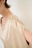 MAXI ABITO RASO PESANTE CON CINTURA E TASCHE BEIGE