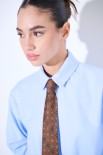 CAMICIA OXFORD OVER CON CRAVATTA CELESTE