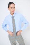 CAMICIA OXFORD OVER CON CRAVATTA PIED DE POULE CELESTE