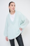 MAGLIA SCOLLO V OVERSIZE MISTO LANA ACQUA