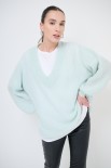 MAGLIA SCOLLO V OVERSIZE MISTO LANA ACQUA