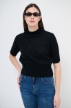 MAGLIA CROP MEZZO COLLO NERO