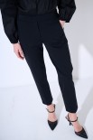 PANTALONE BASIC CON ELASTICO DIETRO NERO