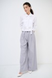 PANTALONE CON PIEG. BOTTONE GRIGIO