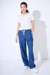 PANTALONE LARGO CON TASCONI BLU