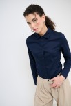 CAMICIA SLIM CON PINCES BLU