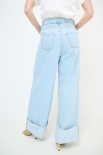 JEANS DRITTO CON RISVOLTO BLU CHIARO