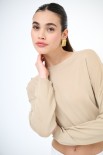 MAGLIA PARICOLLO CROP SPALLA SCESA BEIGE