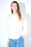 FELPA OVERSIZE DIAMANTI SULLE SPALLE BIANCO