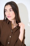 CAMICIA OVER CON PIEGHE DIETRO COFFEE