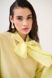 BLUSA CON FIOCCO VOILE GIALLO