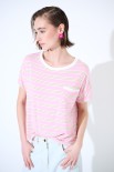 T-SHIRT SCATOLINA CON TASCA RIGHE ROSA