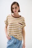 T-SHIRT SCATOLINA CON TASCA RIGHE VINO