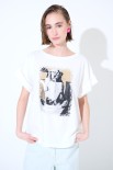 T-SHIRT CANE CON GIORNALE BIANCO