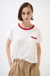 T-SHIRT CON PROFILI COSTINA E TASCA BIANCO/ROSSO