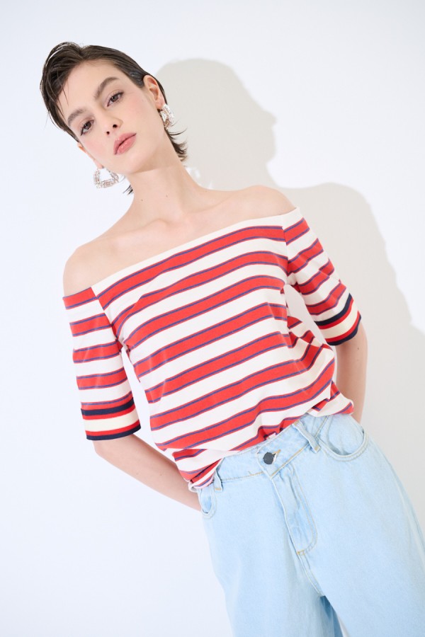KXTO0277RED-1.jpg