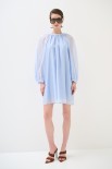 ABITO MANICA RAGLAN CON FIOCCO DIETRO CELESTE