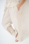 PANTALONE AMPIO CON TASCONE TELA PARACADUTE SABBIA