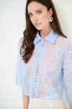 CAMICIA CROP PIZZO MANICA 3/4 CELESTE