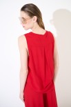 TOP SMANICATO SCOLLO V ROSSO
