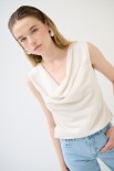 TOP SMANICATO SCOLLO A GRONDA BEIGE