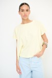 T-SHIRT SCATOLINA CON INSERTI LYOCELL GIALLO