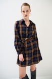 ABITO CAMICIA CON CINTURA SPILLE QUADRO BLU