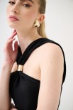 TOP CON ANELLO INCROCIO DAVANTI NERO