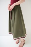 GONNA MIDI SVASATA CON BANDA MACRAME TELA MILITARE