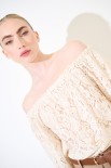 TOP SPALLA CALATA PIZZO BURRO