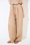 PANTALONE LARGO CINTURINO BASSO CAMMELLO
