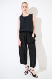 PANTALONE CARROT CON TASCA NELLA CUCITURA NERO