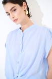 CAMICIA SPALLA SCESA MUSSOLA CON NODO CELESTE