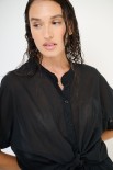 CAMICIA CON NODO MANICA SCESA NERO