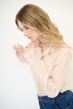 CAMICIA ROUCHES COLLO MANICHE BURRO