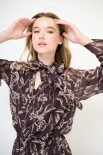 BLUSA COLLO CON FIOCCO E MANICHE A BALZA MORO