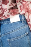 JEANS BERMUDA GAMBA LARGA BLU