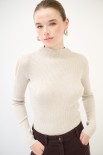 MAGLIA MEZZO COLLO COSTINA CUT OUT BEIGE