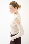 MAGLIA MEZZO COLLO COSTINA CUT OUT BEIGE