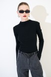 MAGLIA MEZZO COLLO COSTINA CUT OUT NERO